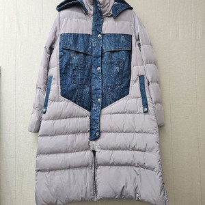 데님패치배색 후드롱패딩