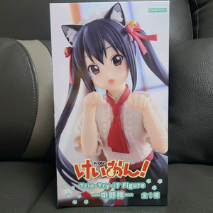케이온 나카노 아즈사 고양이 피규어