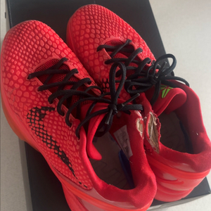 코비6 프로트로 리버스 농구화