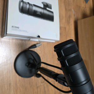 오디오테크니카 at2040 마이크
