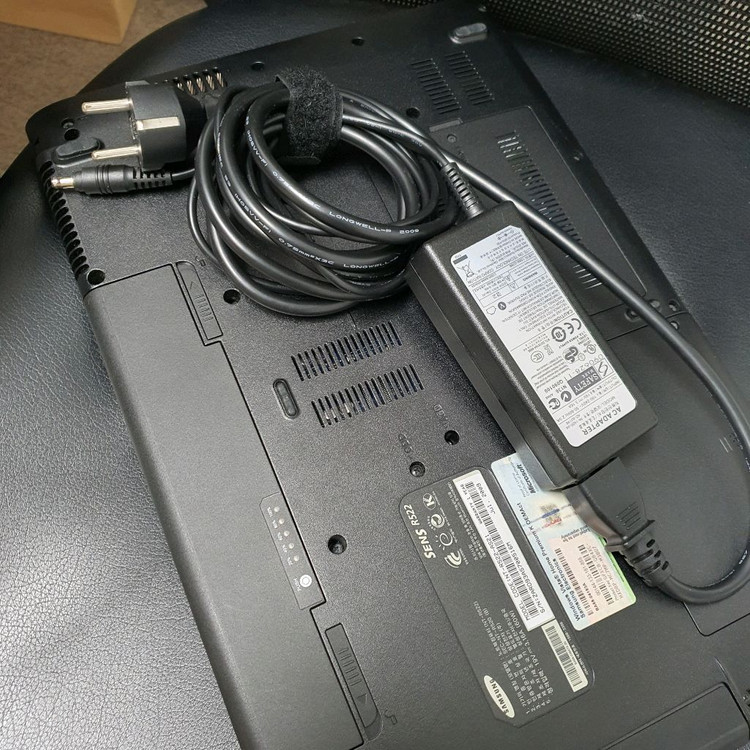 삼성 센스 SENS R522 노트북 (수집용) 이미지