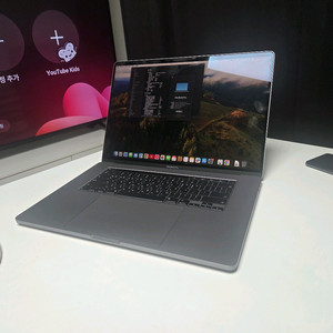 맥북 프로 16인치 2021년구입 i7 싸게 팝니다/원가319만원