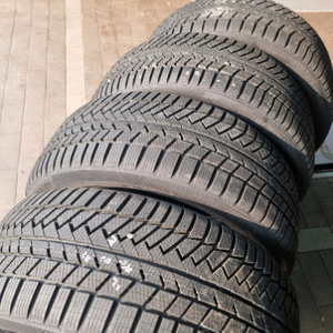 265 40 22 4짝 콘티넨탈 윈터 스노우 중고 타이어 임판급