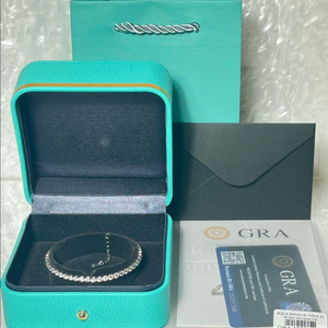 *새상품* 모이사나이트 4프롱 화이트골드 오픈 테니스 은팔찌 이미지