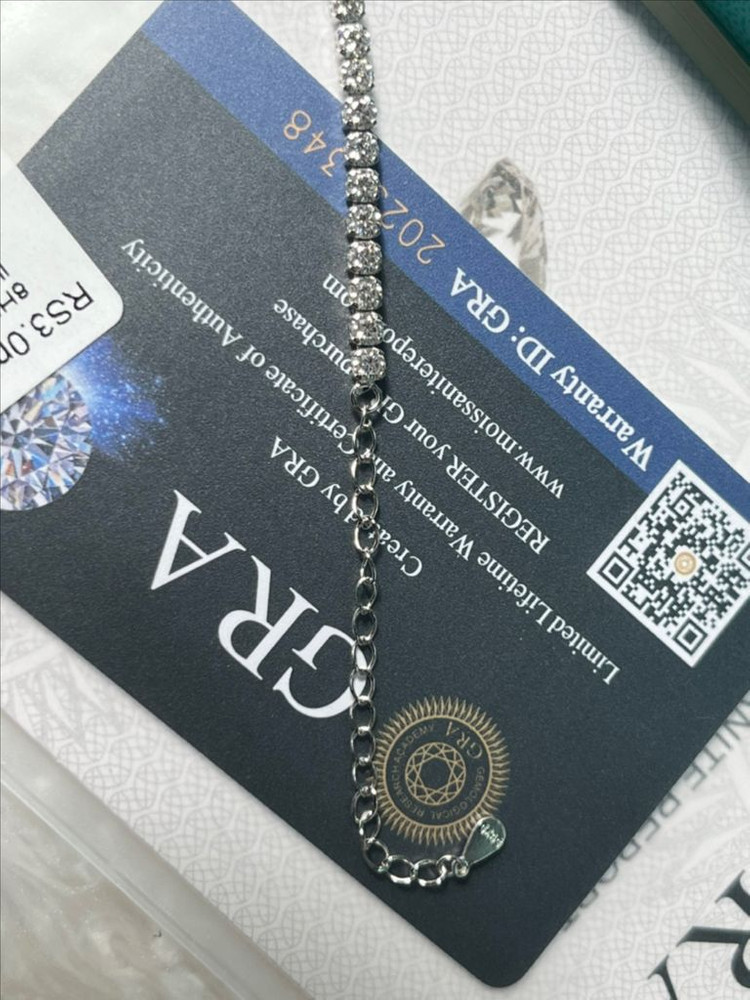 *새상품* 모이사나이트 4프롱 화이트골드 오픈 테니스 은팔찌 이미지