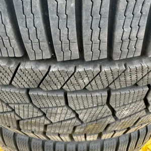 285 40 22 2짝 325 35 22 2짝 콘티넨탈 윈터 스노우 중고 타이어 임판급