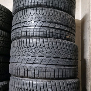 235 35 19 2짝 295 30 19 2짝 미쉐린 윈터 스노우 중고 타이어