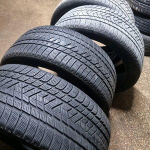 285 40 22 4짝 피렐리 윈터 스노우 중고 타이어