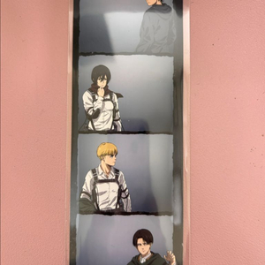 [판매] 진격의 거인 진격거 포토이즘 프레임 에렌 미카사 아르민 리바이