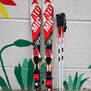 아토믹 레드스터 XT 주니어 스키 플레이트(120)/바인딩/폴대/가방