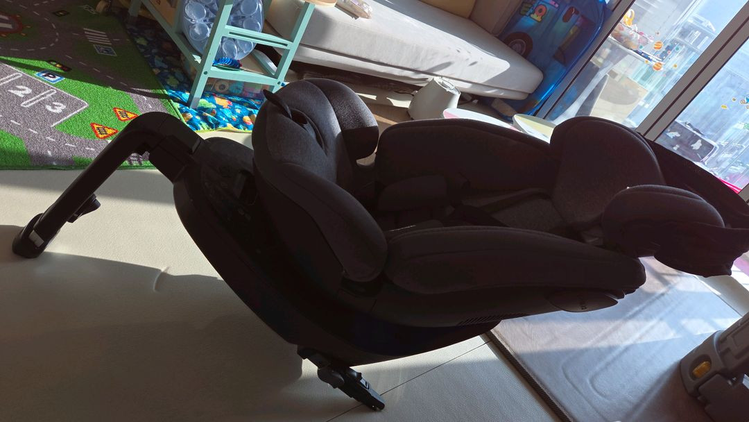 다이치 아이소픽스 카시트--2