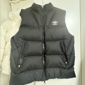 엄브로 머스코비 다운 베스트 UP421CDVO4-BLK XXL 110