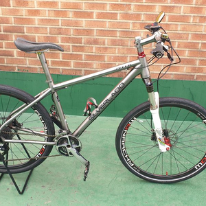 최고급 티타늄 MTB