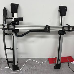 툴레 598 자전거 캐리어 +959 가로바 포함+ 윈드가드 판매합니다^^