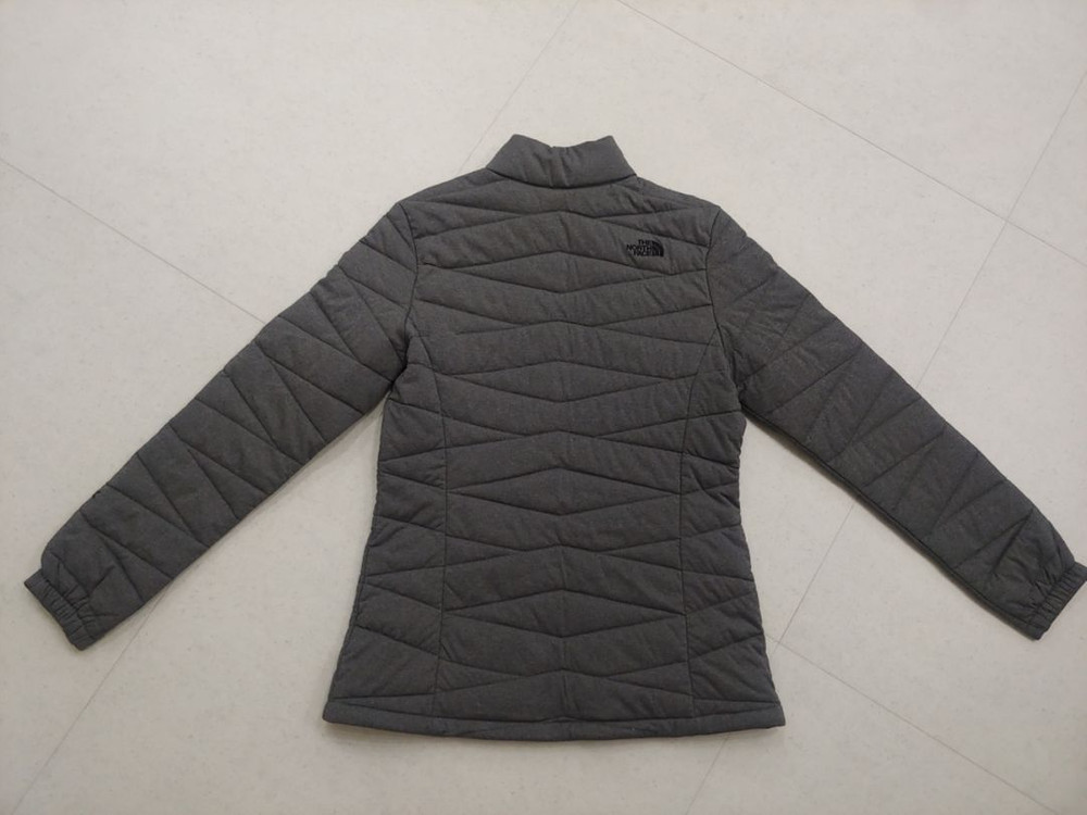 노스페이스 경량패딩--1