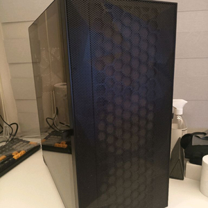 i7-13700K RTX 3070 Ti DDR5-6000 32GB 수냉 게이밍 컴퓨터 본체 팝니다.