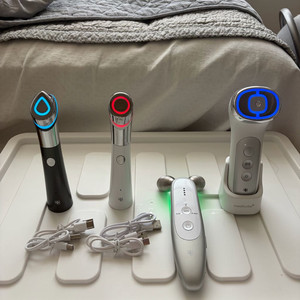 메디큐브 에이지알 1세대 기기 4종 세트