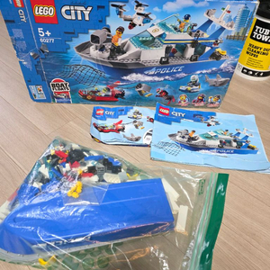 레고 시티 경찰 순찰보트 60277