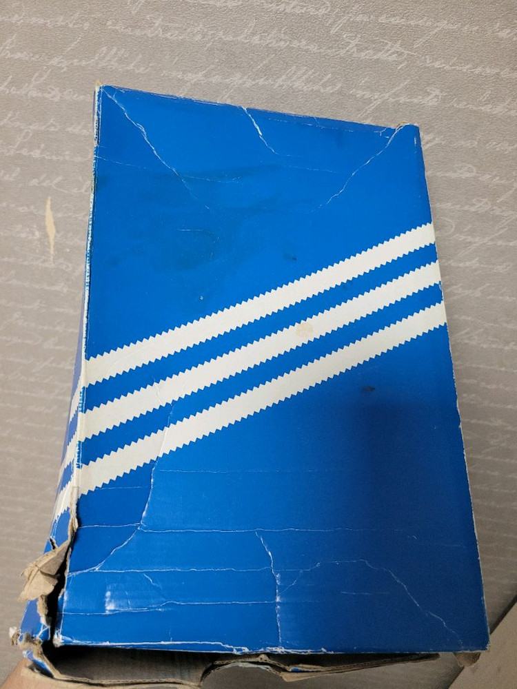 아디다스 슈퍼스타82 회이트블루 235 사이즈 판매합니다(새상품) GZ1537--1