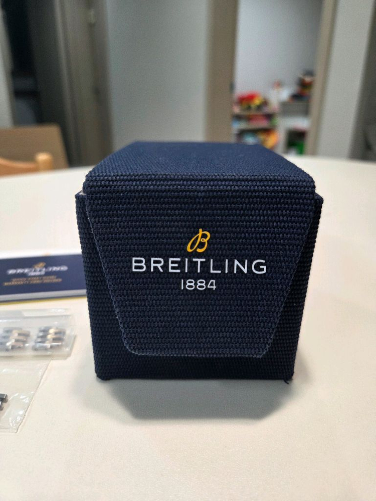 브라이틀링 내비타이머 32 콤비 자개 다이아 풀박스--2