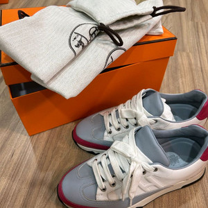 에르메스 트레일 여자 스니커즈 36.5 팝니다