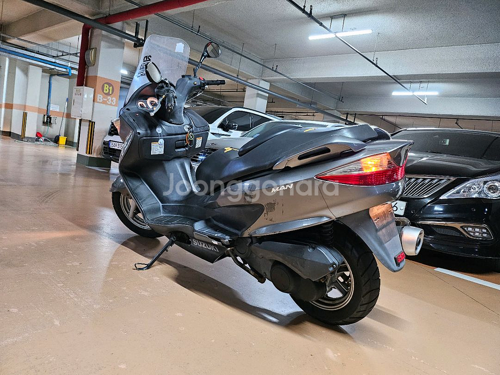 스즈키 버그만 125cc 2011년식 스쿠터--2