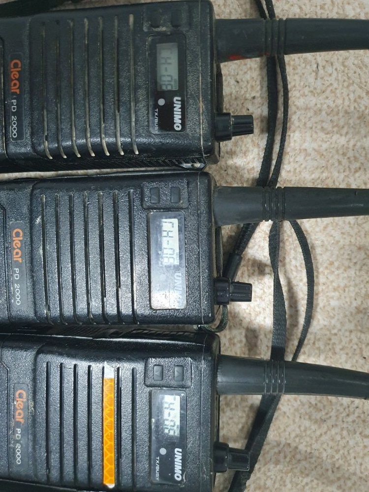 무전기 유니모 PD2000 부품용 5대--1