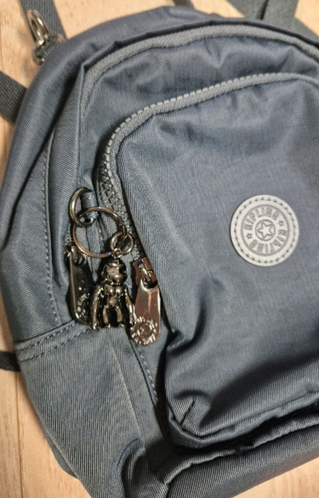 키플링 미니백팩--1