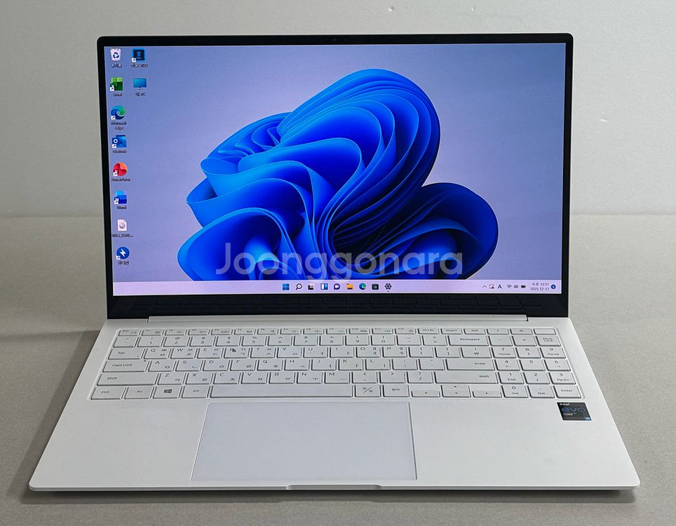 [ 배터리 거의 새거 ] 삼성 갤럭시북 프로 NT951XDB i5-1135G7--0