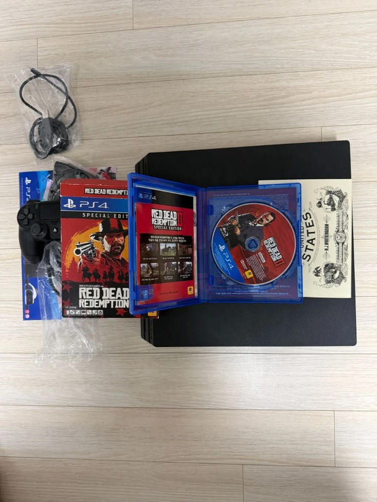 ps4 레드 데드 리뎀션2 리미티드 에디션 팝니다.(레데리2 스페셜 에디션 동봉) 이미지