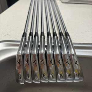 좌타 미즈노 머슬백 아이언 mp68 3-p(8아이언) 좌타 왼손