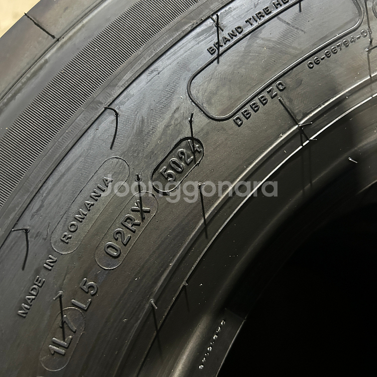 미쉐린 235/75R17 트럭 타이어 T패턴--1