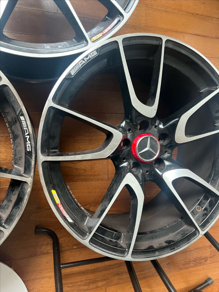 벤츠 AMG 19인치 휠복원한 새삥 네짝급처--1