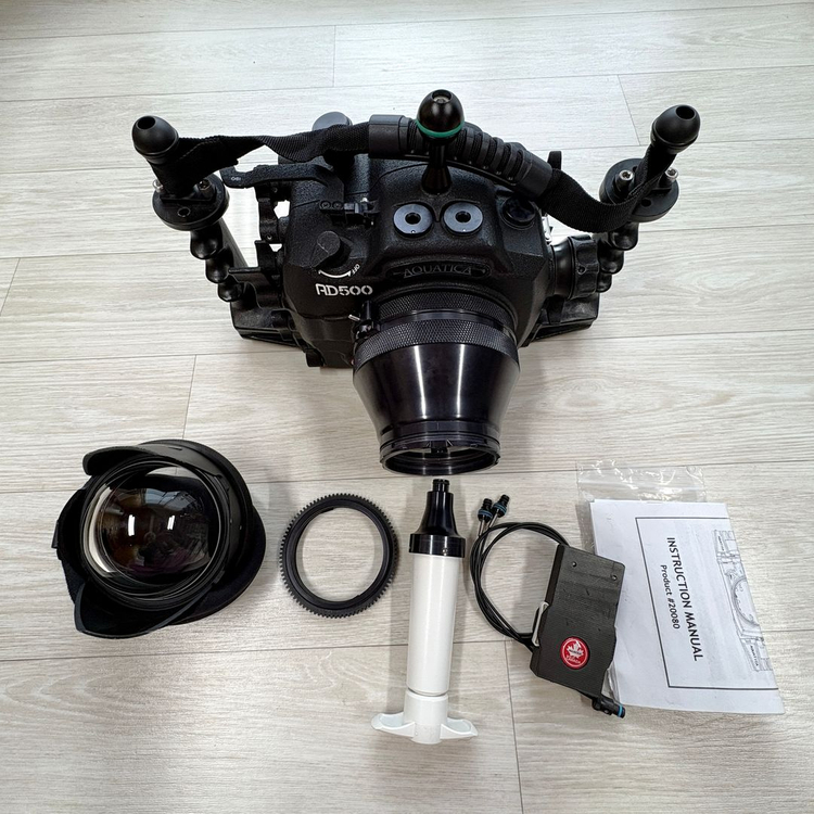 니콘 D500용 아쿠아티카 하우징 이미지