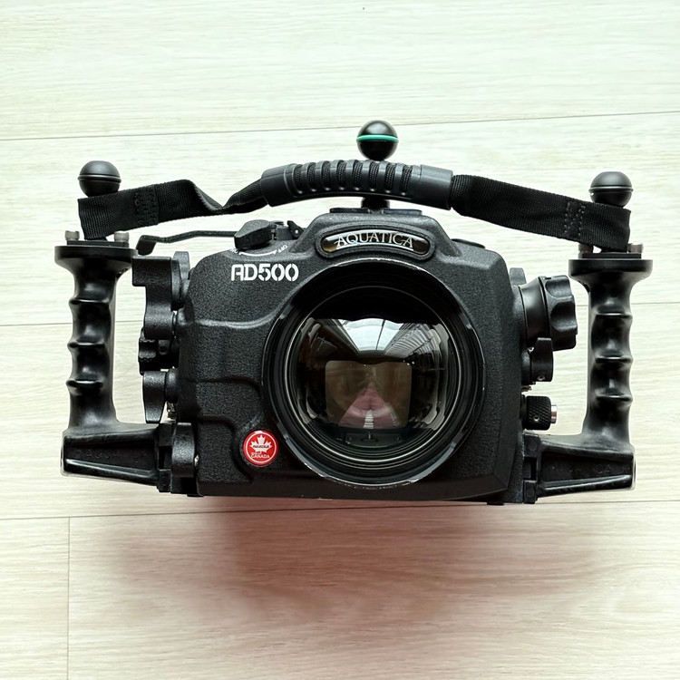 니콘 D500용 아쿠아티카 하우징 이미지