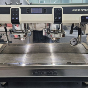 훼마 프레스티지 2그룹 커피머신