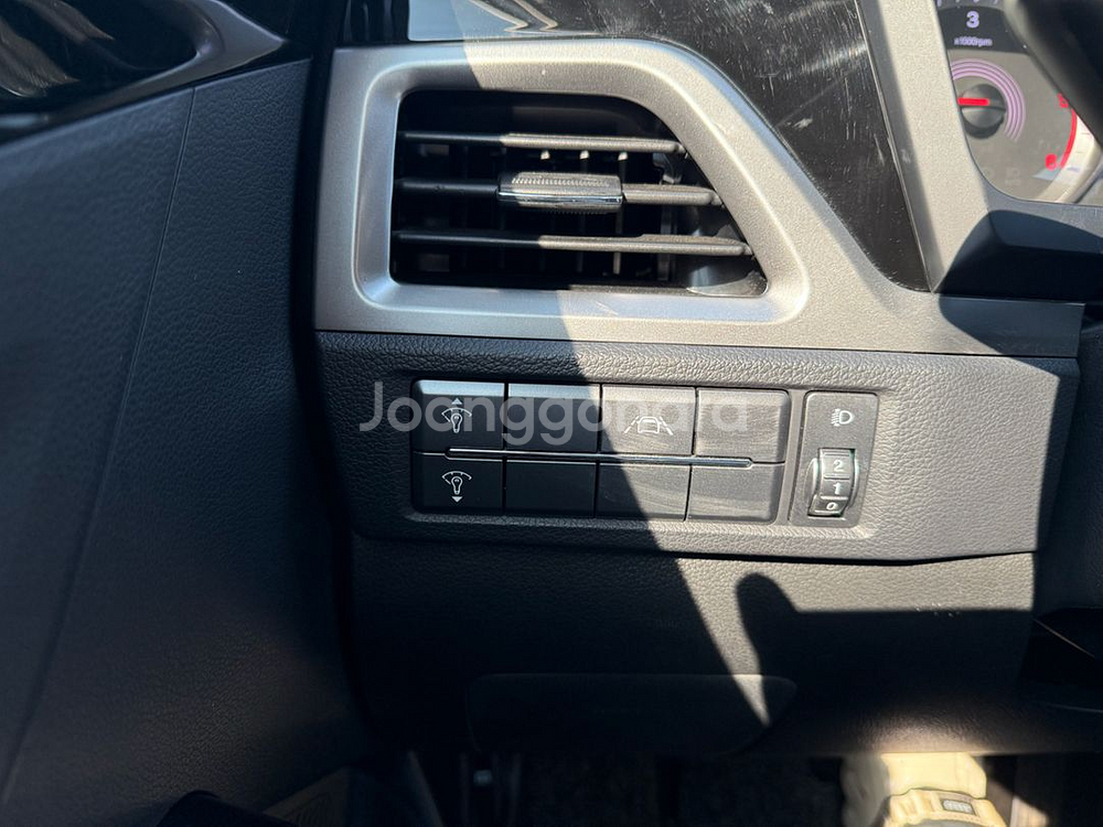 더뉴피플코란도 4륜 C5플러스--9