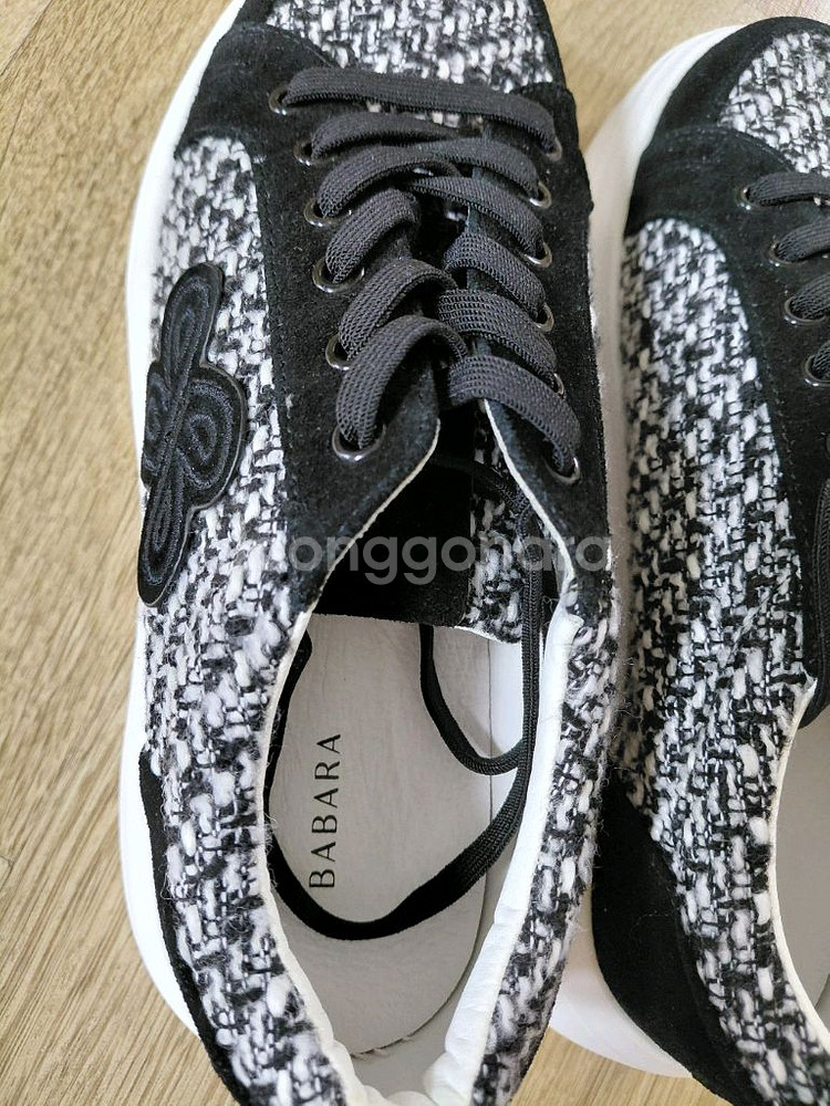 새상품 바바라 소가죽 스니커즈 고세 슈콤마보니 세라--6