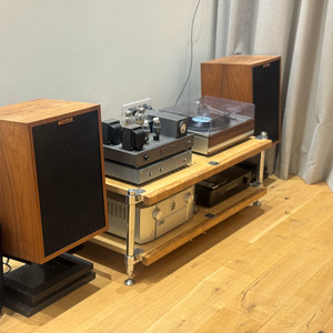 클립쉬 헤레시2 와 스탠드