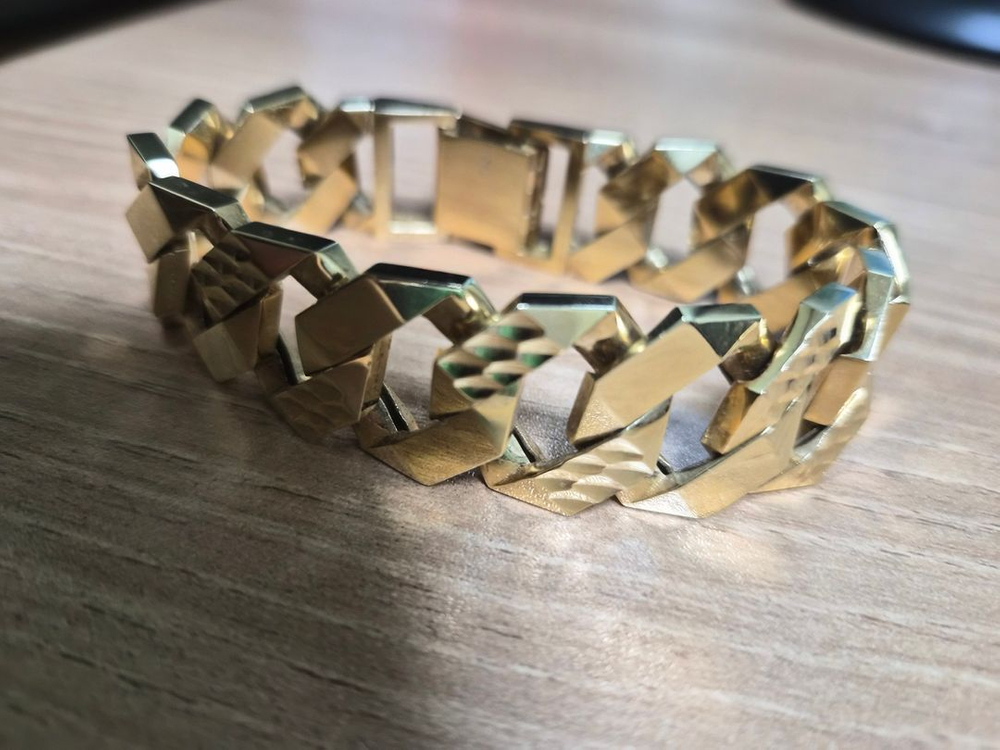 광폭 18k 금팔찌 할로우 팝니다 이미지