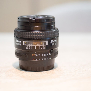 니콘 AF 24mm F2.8 D 렌즈