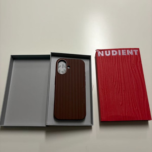 누디언트 아이폰17일반 브라운