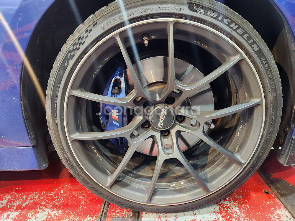 rays g025 19인치 tpms 및 타이어(ps5 2254019/2553519포함--3