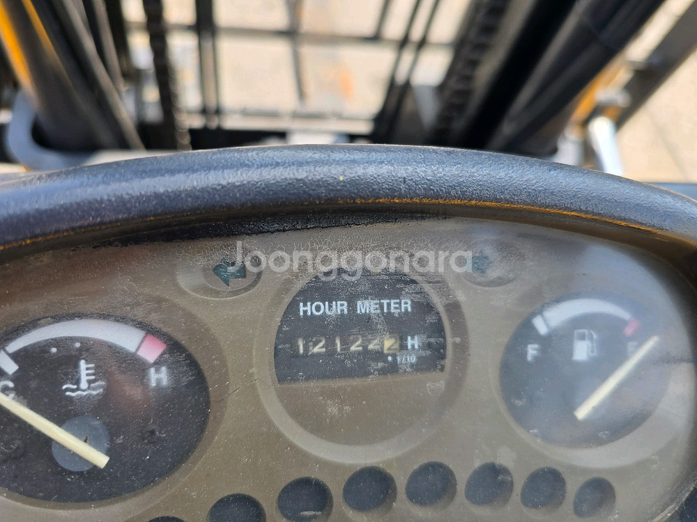 저렴한 중고지게차 현대 4.5톤 더블타이어 자동발 디젤지게차 덧발포함 1150만원--1