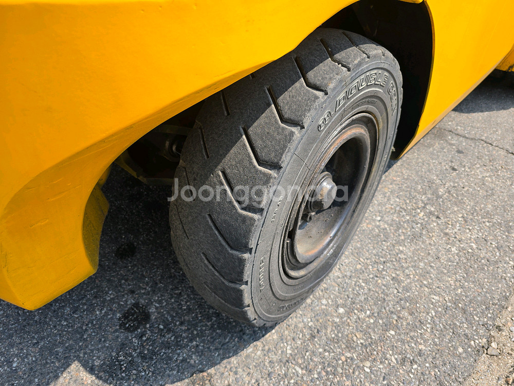 저렴한 중고지게차 현대 4.5톤 더블타이어 자동발 디젤지게차 덧발포함 1150만원--3