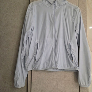 브리더블 라이트웨이트 트레이닝 재킷