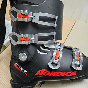 노르디카 스키부츠 255