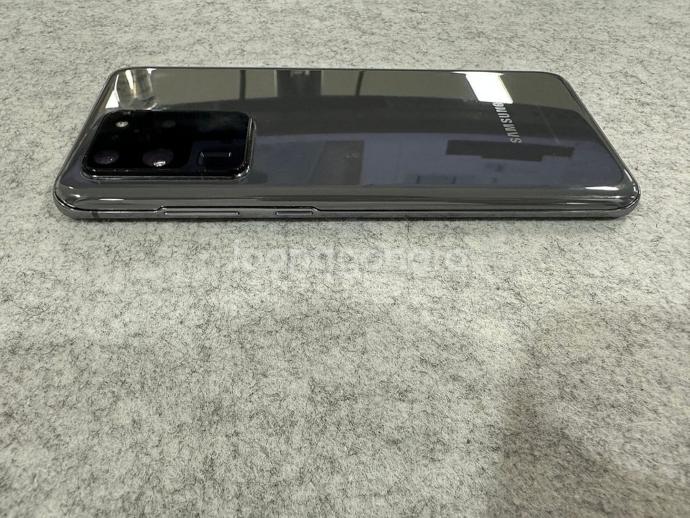 갤럭시S20울트라 256G 그레이 액정미세파손 기능정상 12만원 판매해요--7