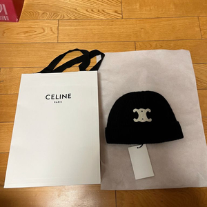 셀린느 트리옹프 비니 심리스 캐시미어