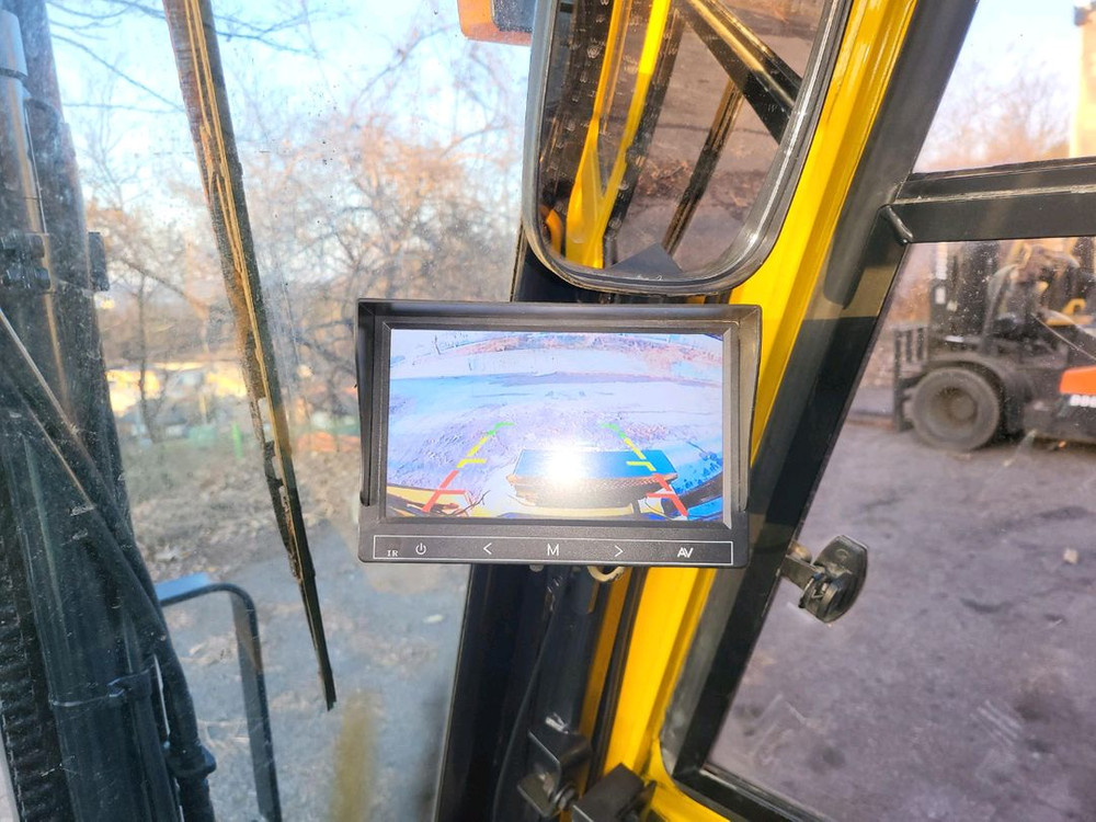 (중고지게차) 현대 30D-9 디젤 지게차(캐빈, 사이드쉬프트, 냉/난방, 후방카메라,안전 경보기)--5